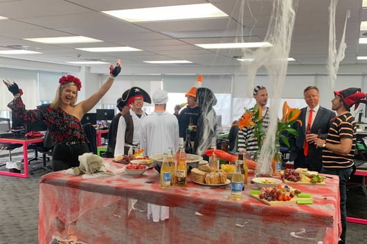 Halloween_team